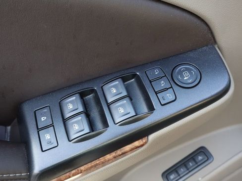 Used 2016 Chevrolet Tahoe LTZ image 13