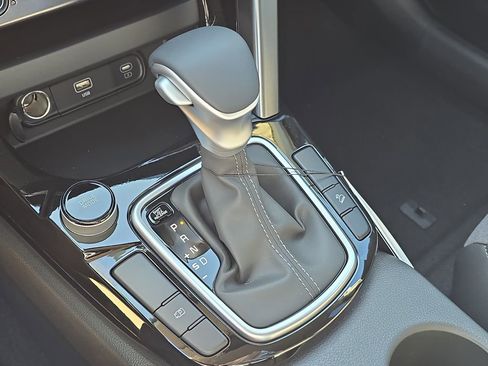 New 2026 Kia Seltos S FWD image 25