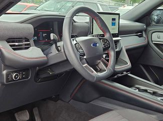 Used 2025 Ford Explorer ST-Line RWD video 2