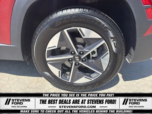 Used 2025 Hyundai Tucson SEL AWD/4WD image 16