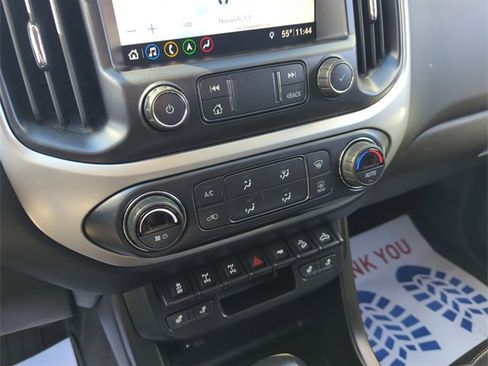 Used 2022 Chevrolet Colorado ZR2 image 17