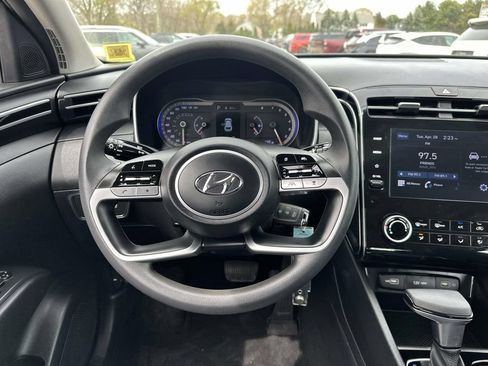 Used 2023 Hyundai Tucson SE AWD/4WD image 12