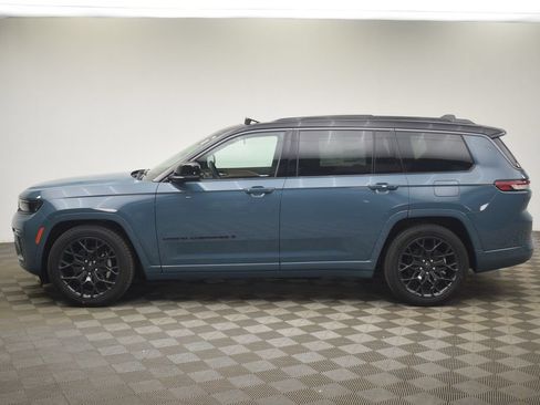 New 2026 Jeep Grand Cherokee L Summit w/ Obsidian Package AWD/4WD image 15