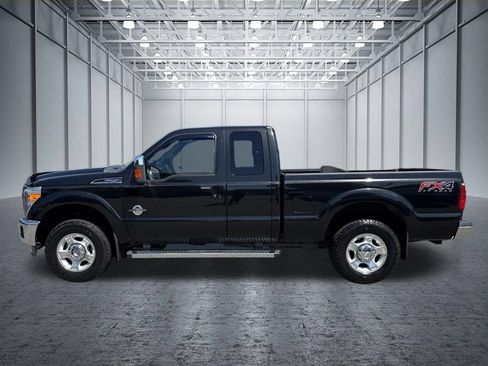 Used 2012 Ford F250 Lariat w/ Chrome Pkg AWD/4WD image 2
