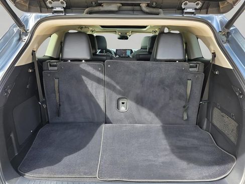 Used 2021 Toyota Highlander Platinum image 7