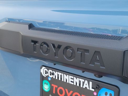 New 2026 Toyota 4Runner TRD Off-Road AWD/4WD image 8