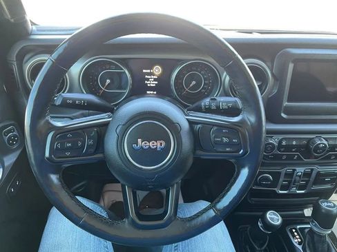 Used 2018 Jeep Wrangler Unlimited Sport S AWD/4WD image 21