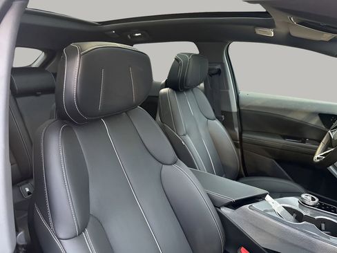 Certified 2025 Cadillac Optiq Sport 2 image 15