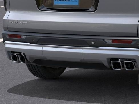 New 2026 Chevrolet Traverse LT w/ Driver Confidence Package FWD image 38