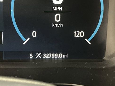 Used 2022 Ford F150 Lariat w/ Equipment Group 502A High image 6