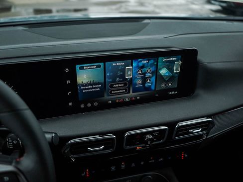 New 2026 Nissan Sentra SR w/ SR Premium Package image 22