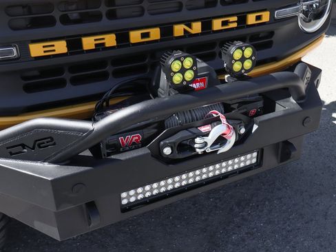 Used 2022 Ford Bronco Black Diamond image 50