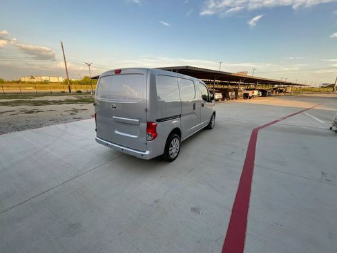 Used 2020 Nissan NV200 SV FWD image 16
