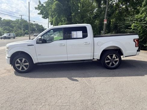 Used 2016 Ford F150 XLT w/ Equipment Group 302A Luxury AWD/4WD image 8