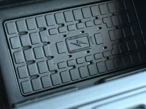 New 2025 Ford F150 Lariat w/ Equipment Group 502A High image 30