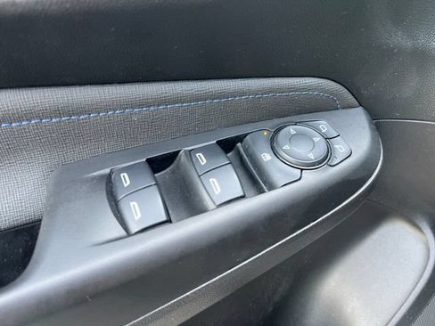 Used 2024 Buick Envista Sport Touring FWD image 12