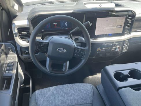 New 2026 Ford F350 XLT w/ XLT Premium Package AWD/4WD image 8