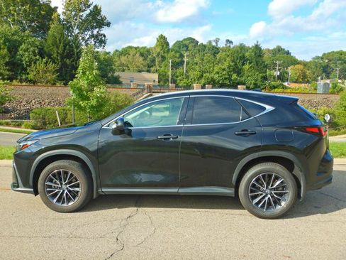 Used 2024 Lexus NX 350 AWD w/ Premium Package image 11