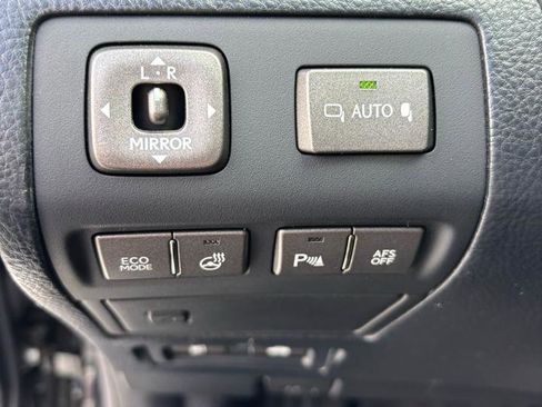 Used 2010 Lexus LS 460 RWD image 11