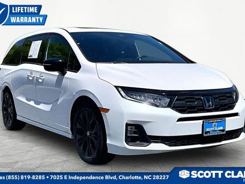 Used 2025 Honda Odyssey Sport-L image 1