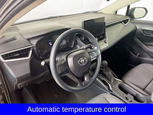 Used 2023 Toyota Corolla LE image 10