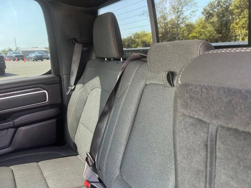 Used 2020 RAM 1500 Big Horn AWD/4WD image 5