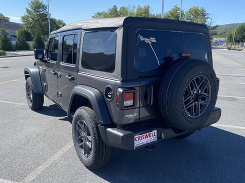 New 2025 Jeep Wrangler Sport S image 5