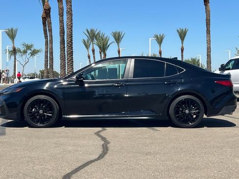 Certified 2025 Toyota Camry SE FWD image 9