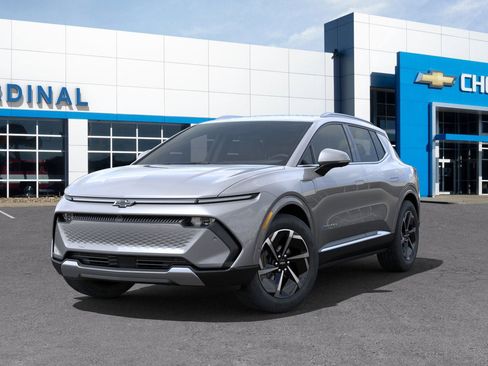 New 2025 Chevrolet Equinox EV LT image 6