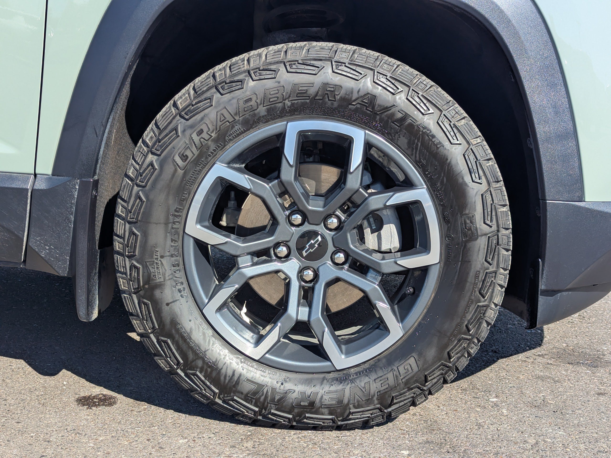 Certified 2026 Chevrolet Equinox ACTIV w/ Convenience Package III AWD/4WD image 52