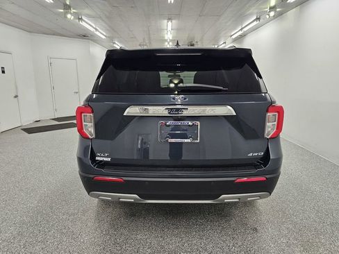 Used 2023 Ford Explorer XLT w/ Equipment Group 202A AWD/4WD image 5