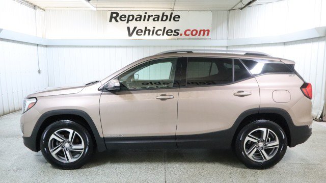 Used 2018 GMC Terrain SLT AWD/4WD image 1