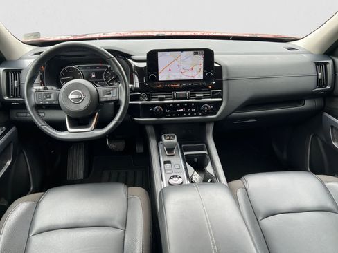 Certified 2023 Nissan Pathfinder SL image 13