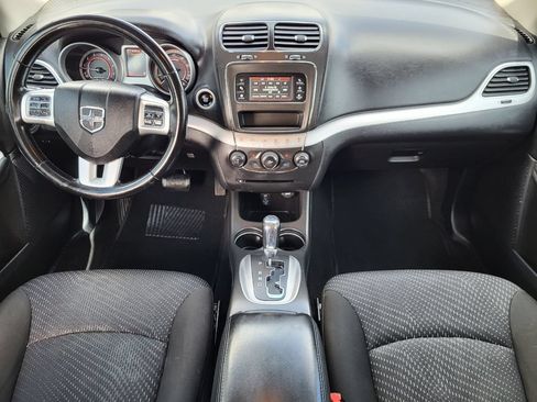 Used 2020 Dodge Journey SE w/ SE Popular Equipment Group FWD image 30