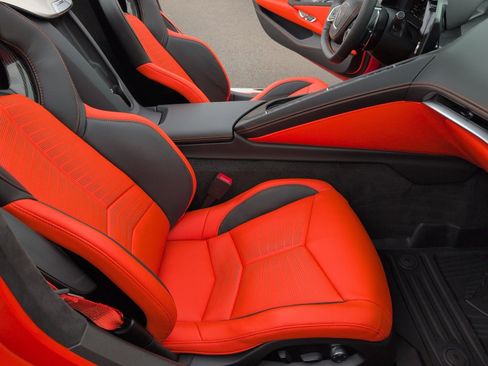 Used 2025 Chevrolet Corvette Stingray Premium Conv image 27