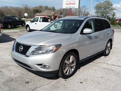 Used 2015 Nissan Pathfinder Platinum image 1