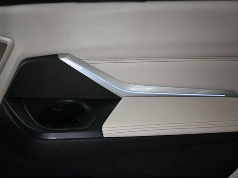 Used 2019 BMW X7 xDrive40i w/ Premium Package AWD/4WD image 43