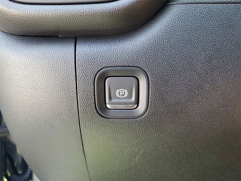 New 2026 Chevrolet Silverado 2500 Custom w/ Custom Value Package image 31