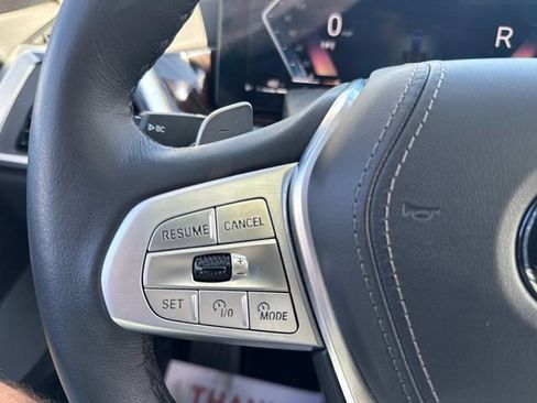 Used 2025 BMW X7 xDrive40i image 36