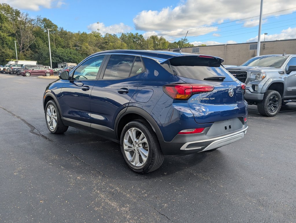 Used 2022 Buick Encore GX Preferred w/ Cold Weather Comfort Package FWD image 5