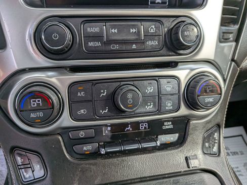 Used 2017 Chevrolet Suburban Premier image 75