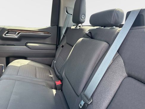 Used 2024 GMC Sierra 1500 Elevation image 13