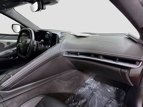 Used 2022 Chevrolet Corvette Stingray Premium Conv w/ Z51 Performance Package RWD image 25
