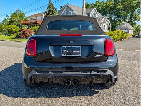 Used 2023 MINI Cooper John Cooper Works w/ Driver Assistance Package FWD image 11