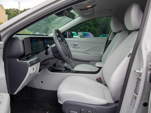 Used 2024 Hyundai Kona SEL FWD image 6