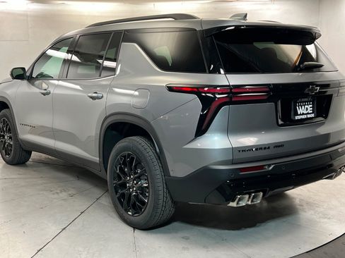 New 2026 Chevrolet Traverse LT w/ Enhanced Driving Package AWD/4WD image 3