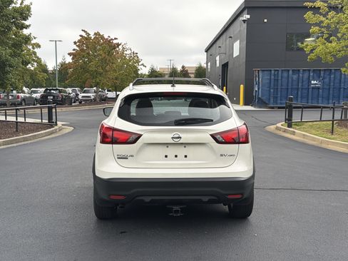 Used 2018 Nissan Rogue Sport SV w/ SV All-Weather Package AWD/4WD image 13