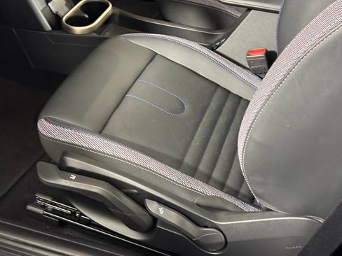 Certified 2025 MINI Cooper S FWD image 19