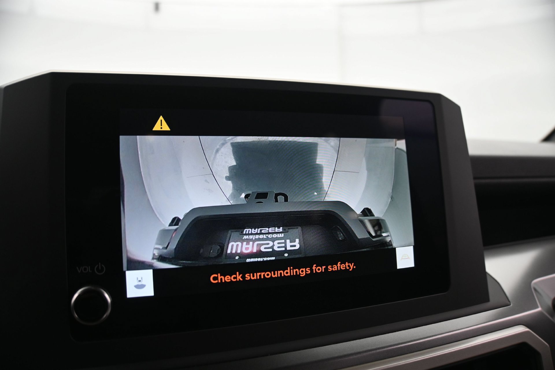 Used 2025 Toyota Tacoma SR5 AWD/4WD image 24