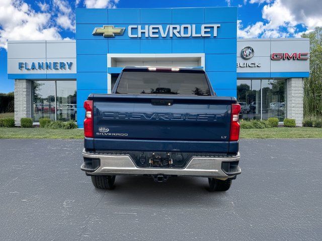 Used 2021 Chevrolet Silverado 1500 LT AWD/4WD image 4